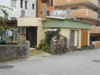 那覇市泊３丁目戸建て