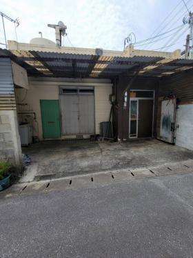 那覇市寄宮二丁目