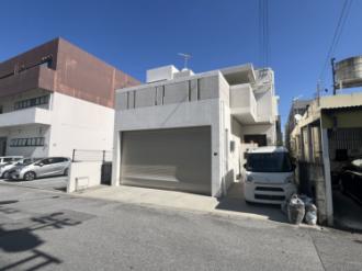 宜野湾市宇地泊一丁目7番3