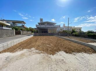 南陽市玉城字前川(1号棟)